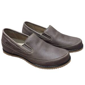 AHNU | Brown Leather Slip On Vibram Evaflex Loafers size 11 Contrast Stitch NEW